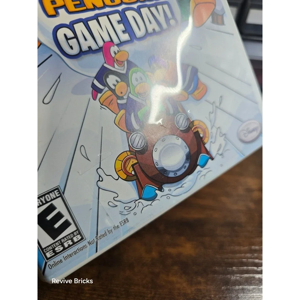 Club Penguin: Game Day (Nintendo Wii, 2010) CIB Complete Tested Working Great